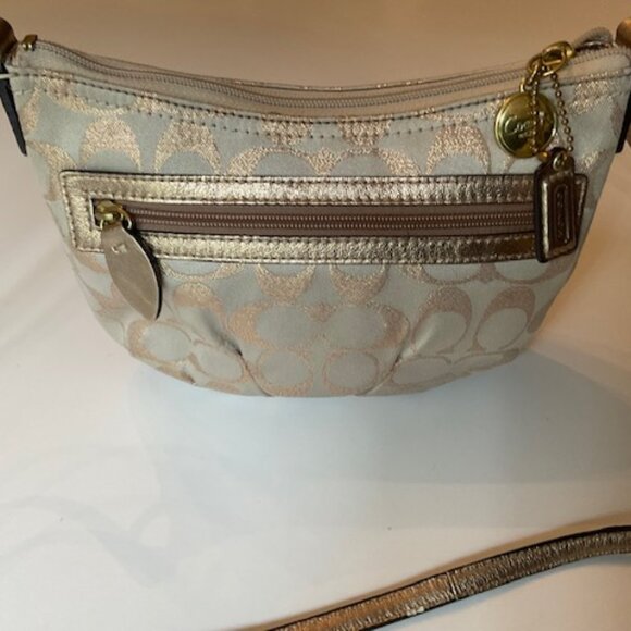 Vintage COACH Signature Small Purse. Pristine Condition. - Picture 2 of 5